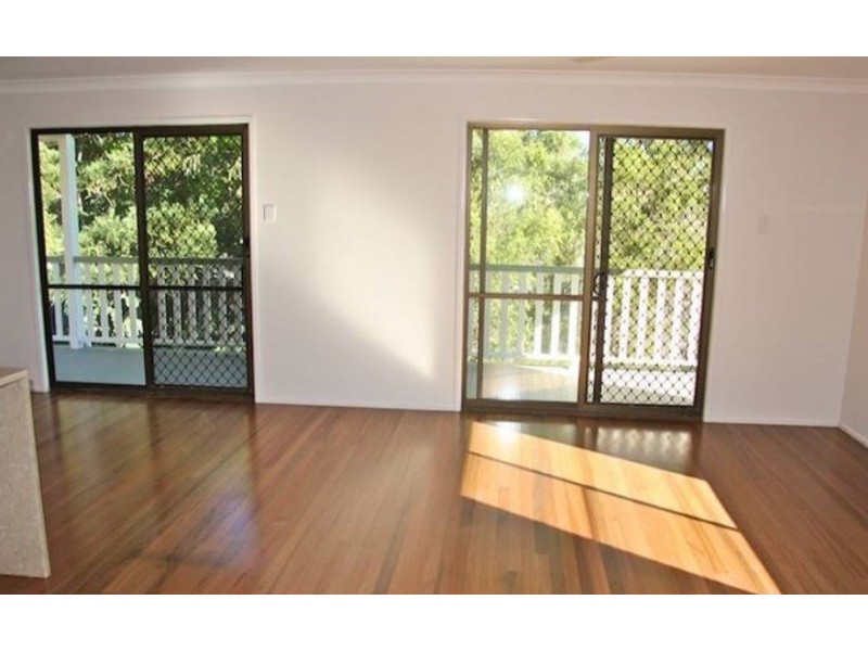 1 Larnach Street, Emu Park QLD 4710