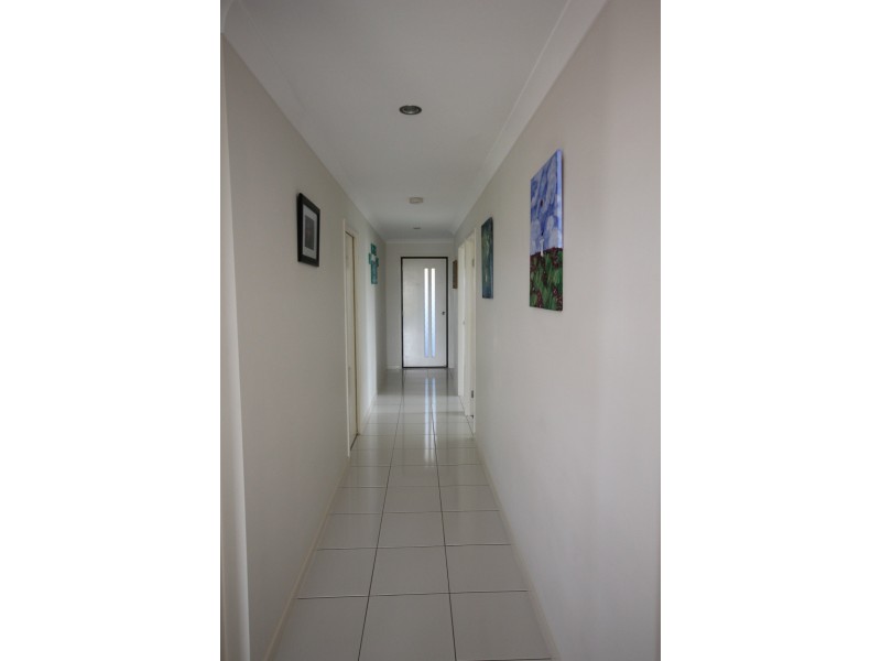 22 Falcon Crest, Zilzie QLD 4710