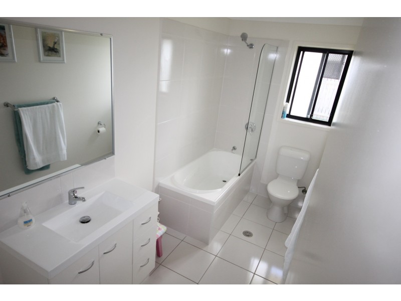 22 Falcon Crest, Zilzie QLD 4710