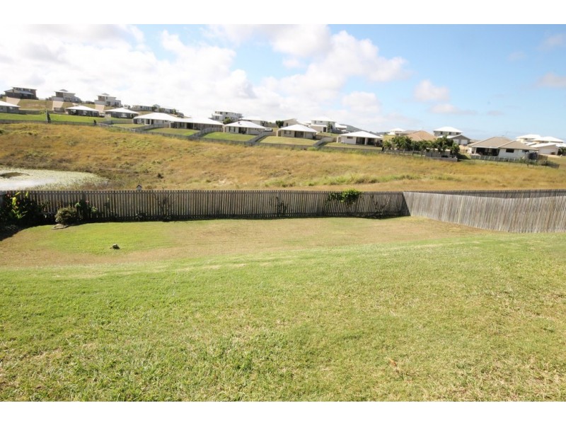 22 Falcon Crest, Zilzie QLD 4710