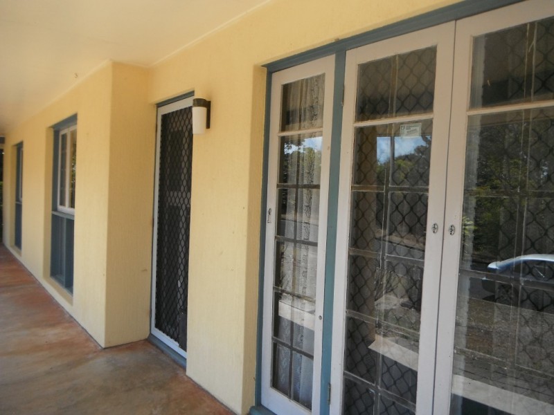 12 Chrisney Street, Cooee Bay QLD 4703