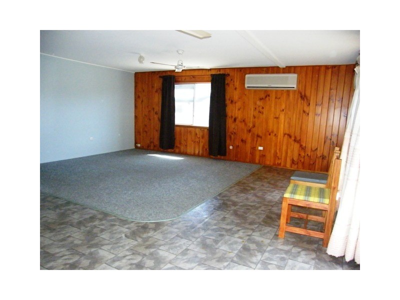 28 School Street, Yeppoon QLD 4703