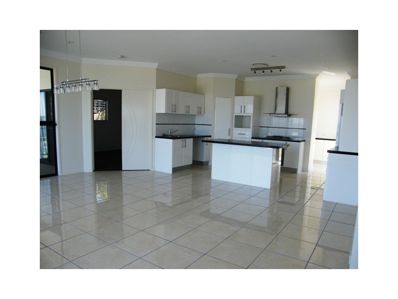 17  Cliff Street, Yeppoon QLD 4703