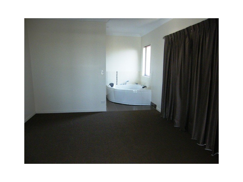 17  Cliff Street, Yeppoon QLD 4703