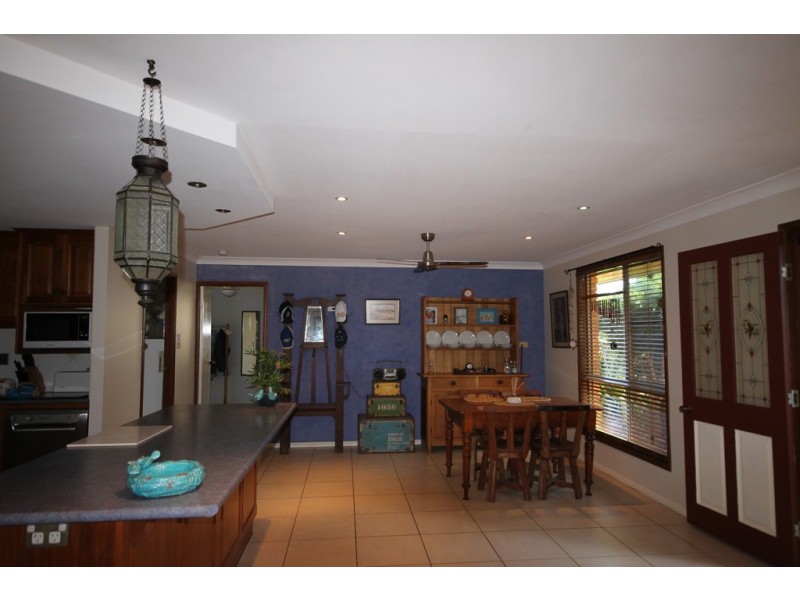 2 Bobs Close, Hidden Valley QLD 4703