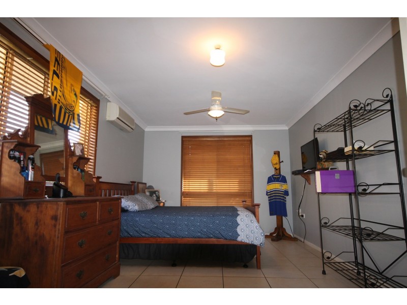 2 Bobs Close, Hidden Valley QLD 4703