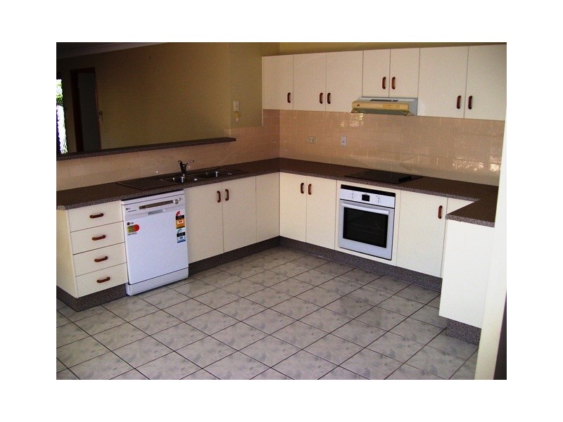 16 Meilland Street, Yeppoon QLD 4703