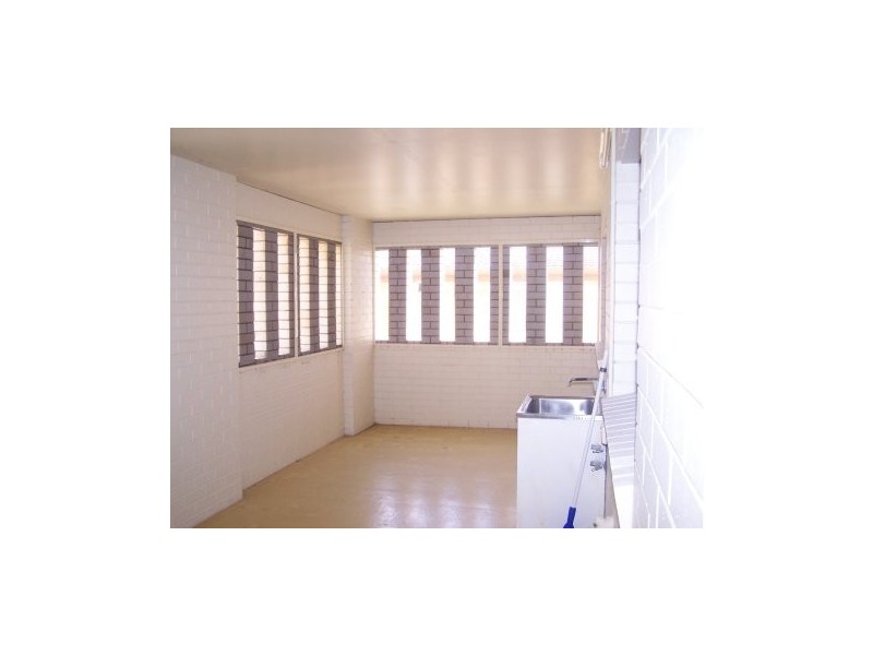 Unit 2 / 1 Corbett Street, Yeppoon QLD 4703