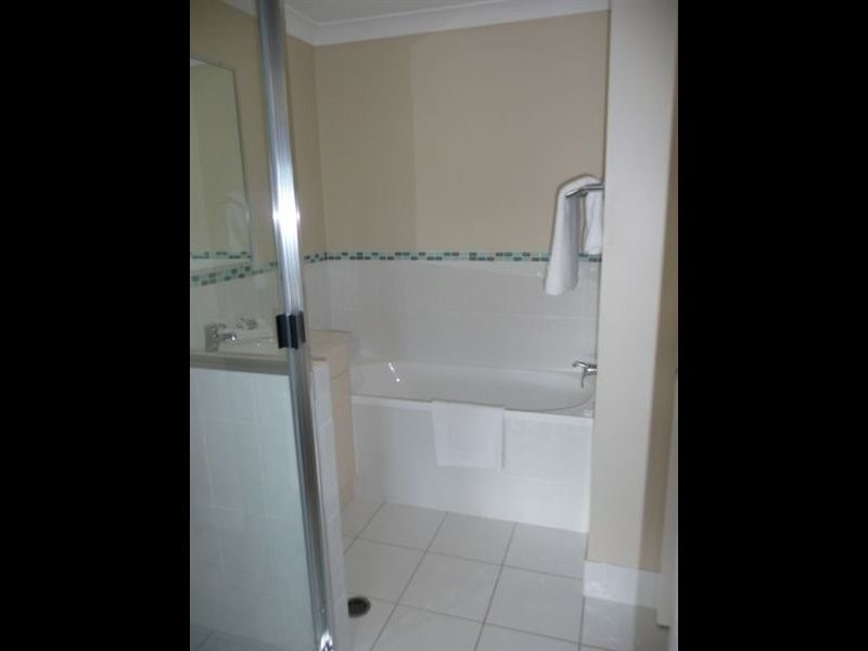 1  Alse Street, Taranganba QLD 4703