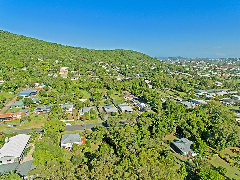 18 Hughes Street, Yeppoon QLD 4703