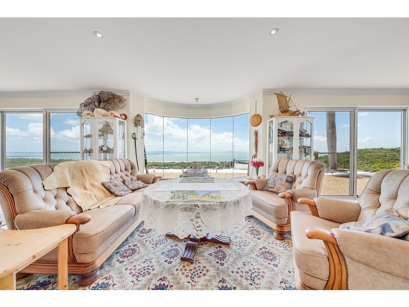 96 Crannys Road, Barlows Hill QLD 4703