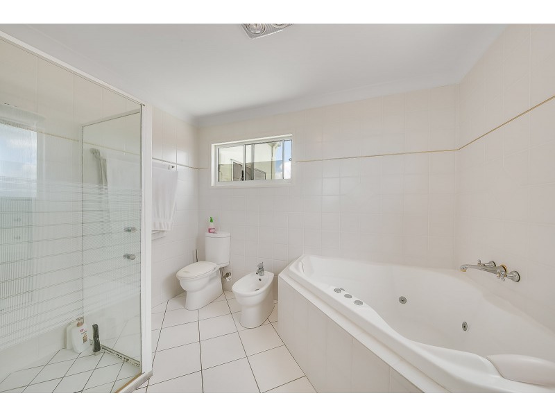 96 Crannys Road, Barlows Hill QLD 4703