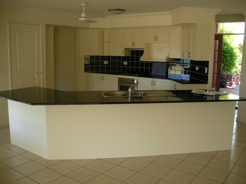 11 Monaco Drive, Zilzie QLD 4710