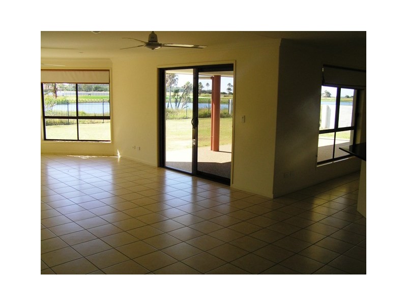 11 Monaco Drive, Zilzie QLD 4710