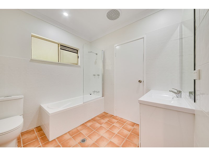 40 Kevin Drive, Hidden Valley QLD 4703