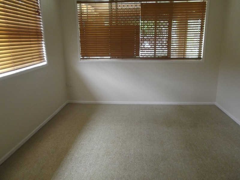 17 Wall Street, Cooee Bay QLD 4703