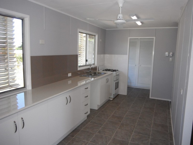 34 Evelyn Street, Emu Park QLD 4710