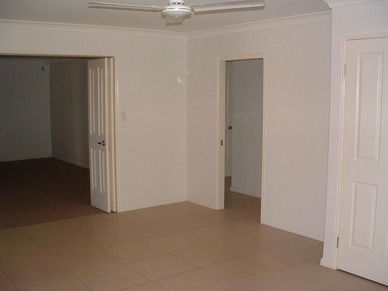 8 Eagle Heights, Zilzie QLD 4710