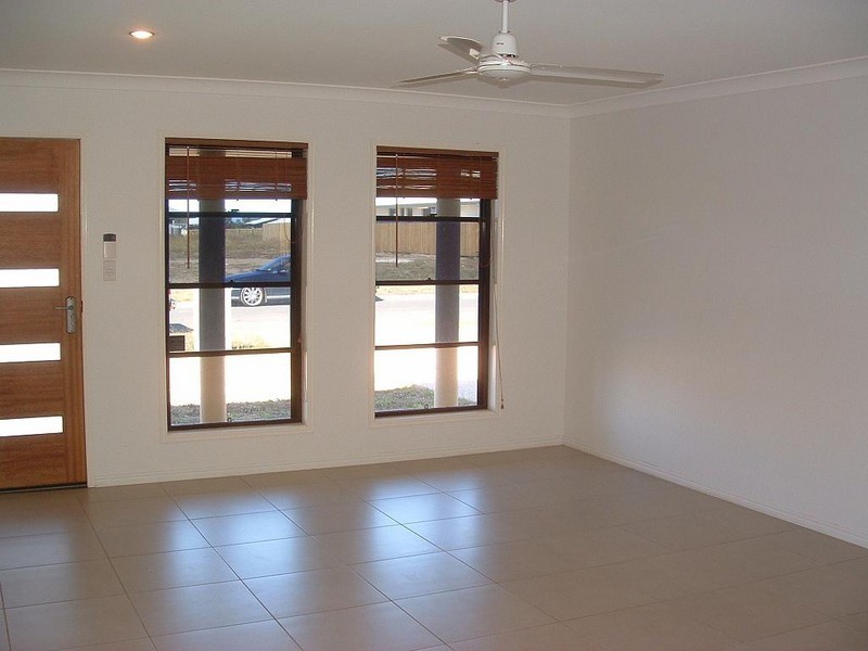 8 Eagle Heights, Zilzie QLD 4710