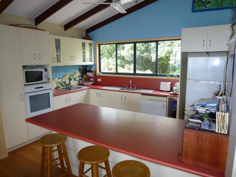 Woodbury QLD 4703