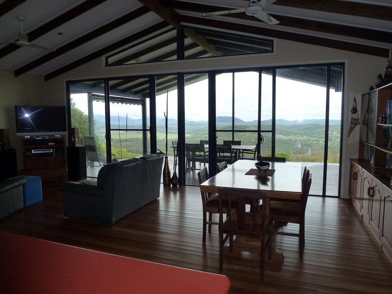 Woodbury QLD 4703