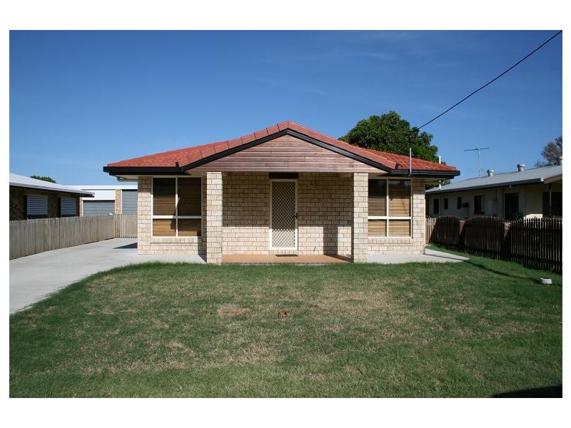 24 Limpus Street, Keppel Sands QLD 4702