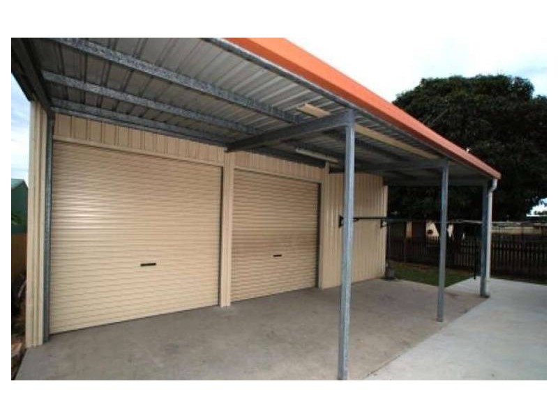 24 Limpus Street, Keppel Sands QLD 4702
