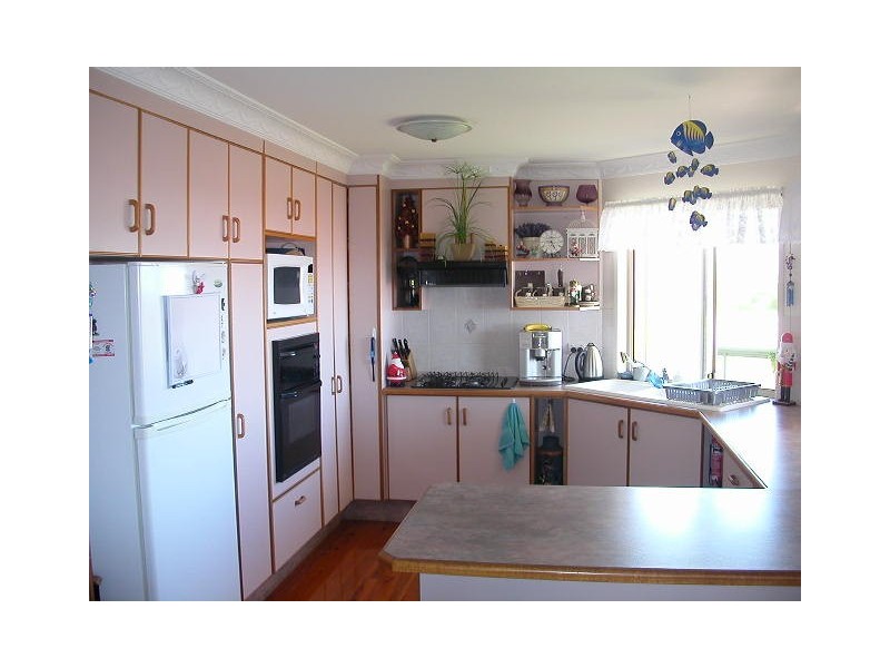 5 Crayke Court, Pacific Heights QLD 4703