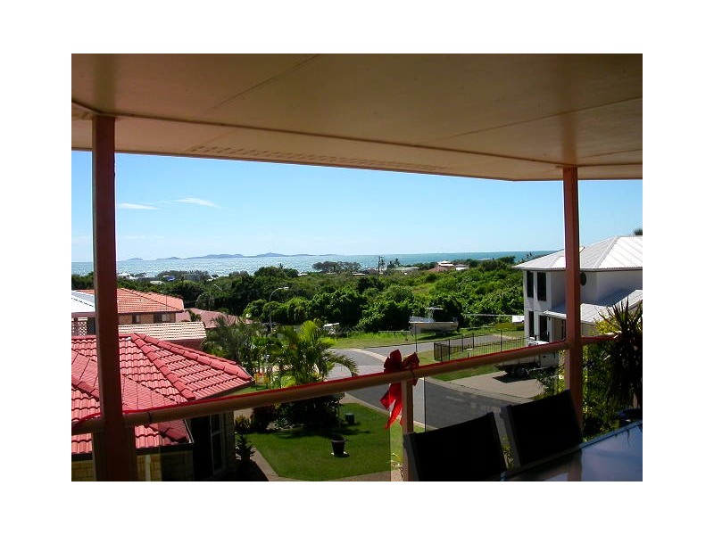 5 Crayke Court, Pacific Heights QLD 4703