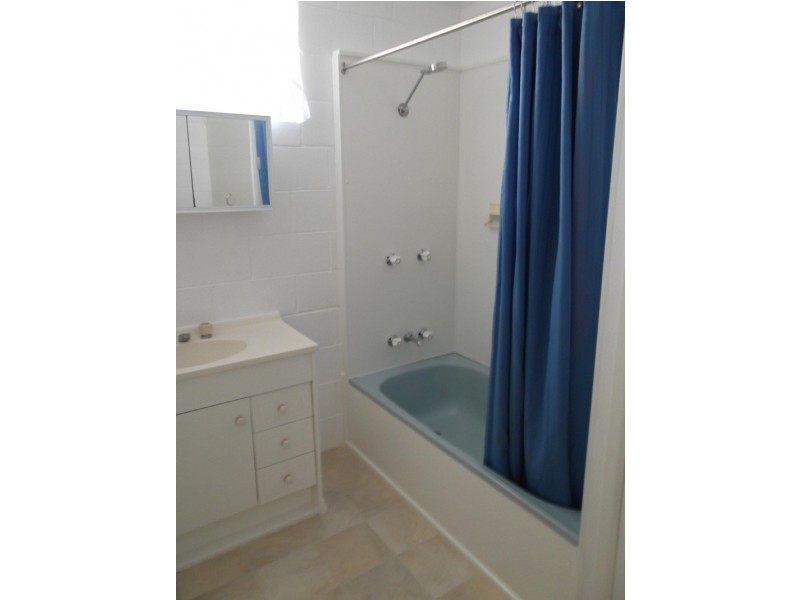UNIT 6/35 ADELAIDE PARK ROAD, Yeppoon QLD 4703