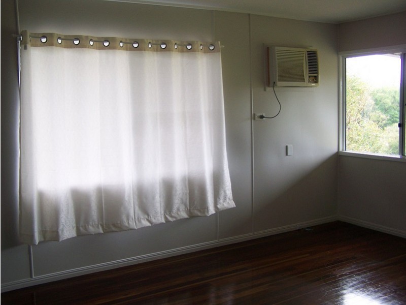 14 KEMPSEA AVENUE, Rosslyn QLD 4703