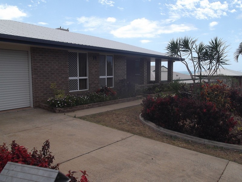 19 Greer Street, Meikleville Hill QLD 4703