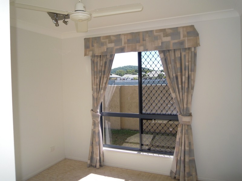 64 Monaco Drive, Zilzie QLD 4710