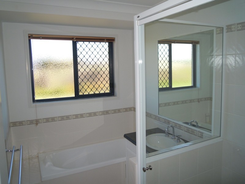 64 Monaco Drive, Zilzie QLD 4710