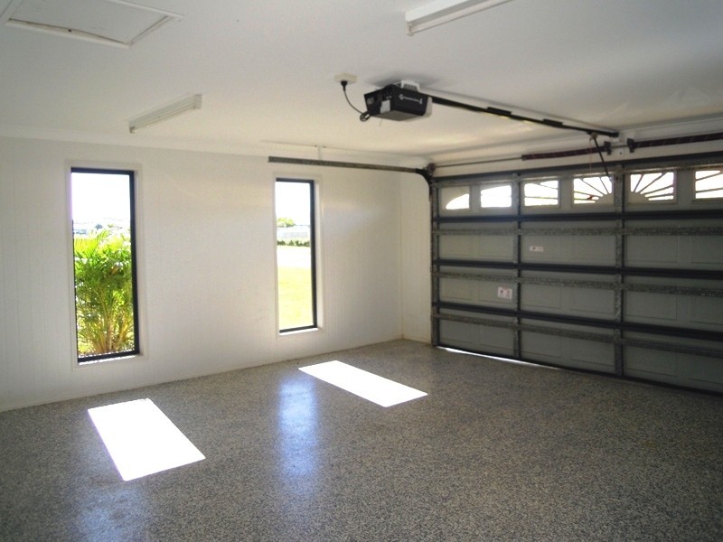 64 Monaco Drive, Zilzie QLD 4710