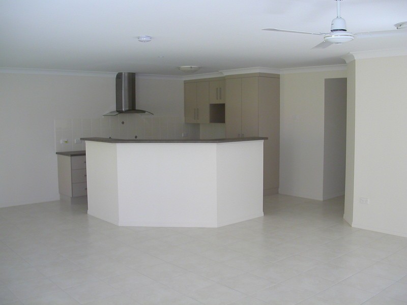 2/37 Tabone Street, Yeppoon QLD 4703