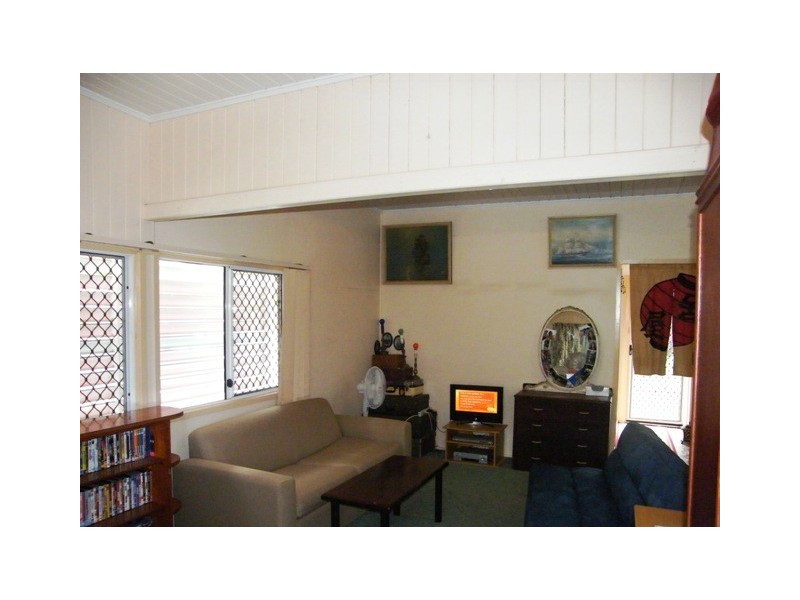 37 Pandanus St, Cooee Bay QLD 4703