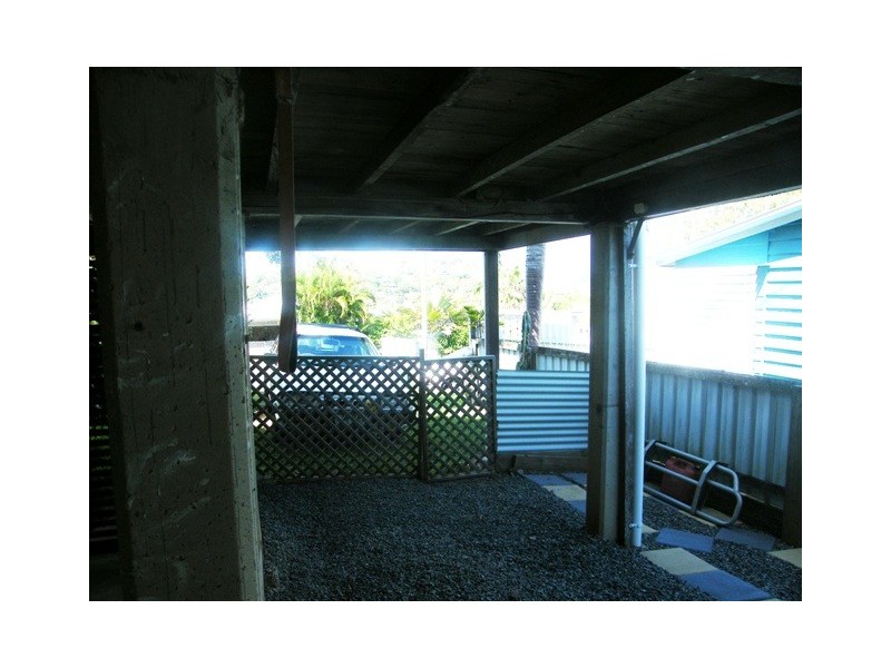 37 Pandanus St, Cooee Bay QLD 4703