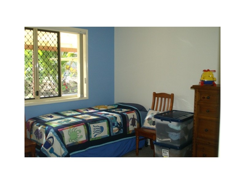 18-20 Tulloch Ave, Yeppoon QLD 4703