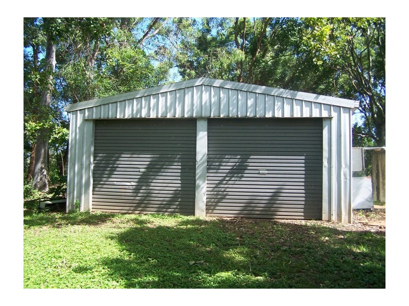 233 Stones Rd, Woodbury QLD 4703