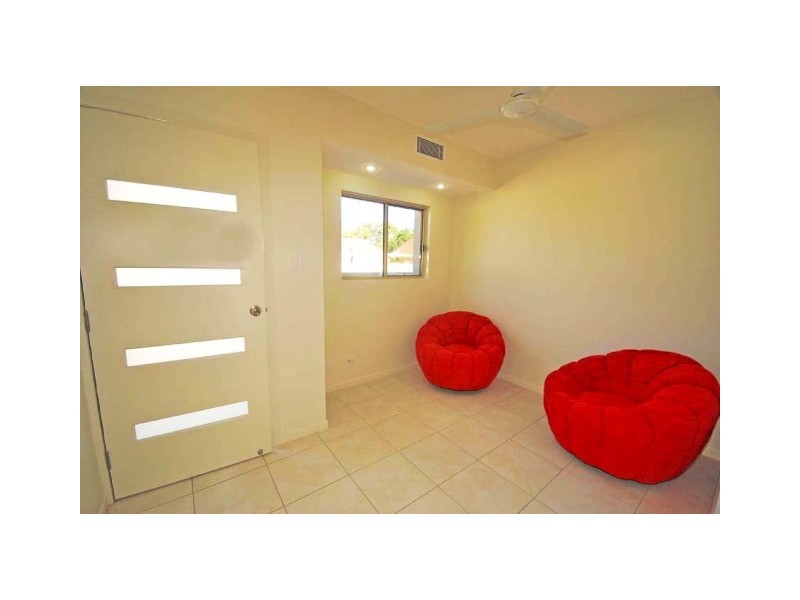2 / 20 Melbourne, Yeppoon QLD 4703