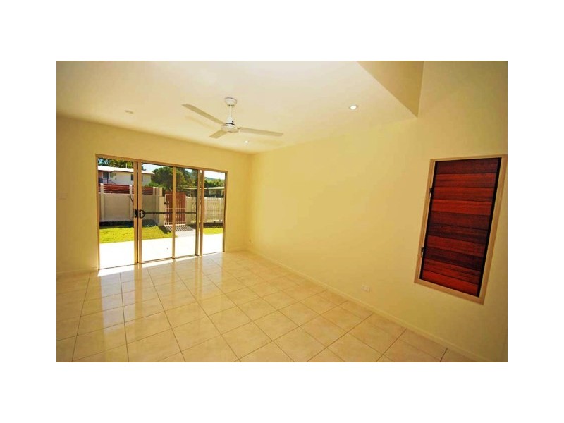 2 / 20 Melbourne, Yeppoon QLD 4703