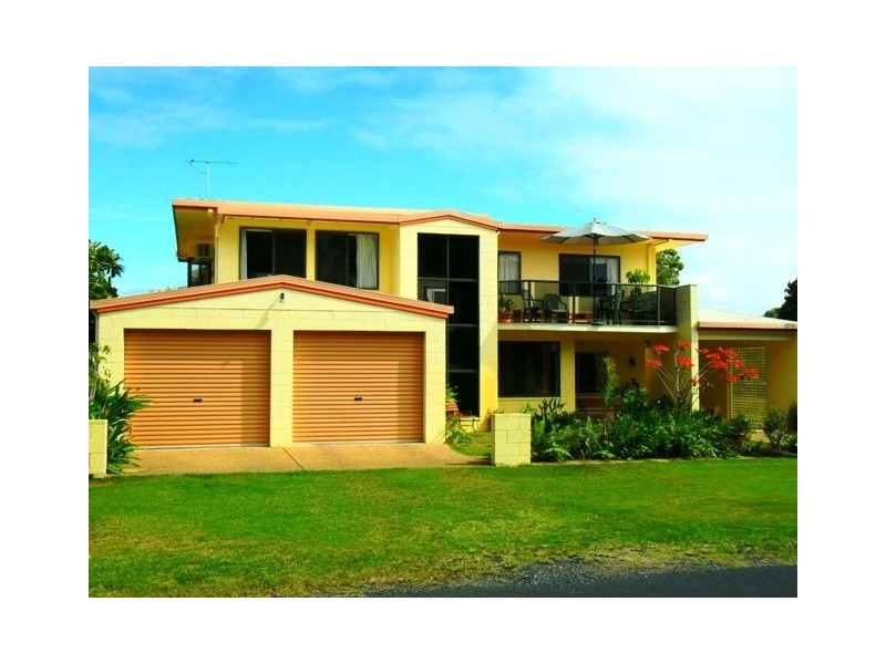 26 Coolwaters Esp, Kinka Beach QLD 4703