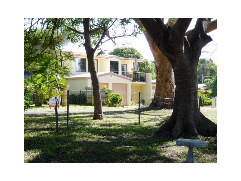 26 Coolwaters Esp, Kinka Beach QLD 4703