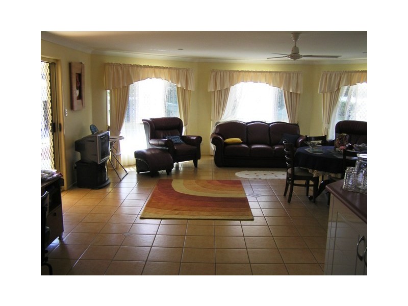 2 Archer Crt, Yeppoon QLD 4703