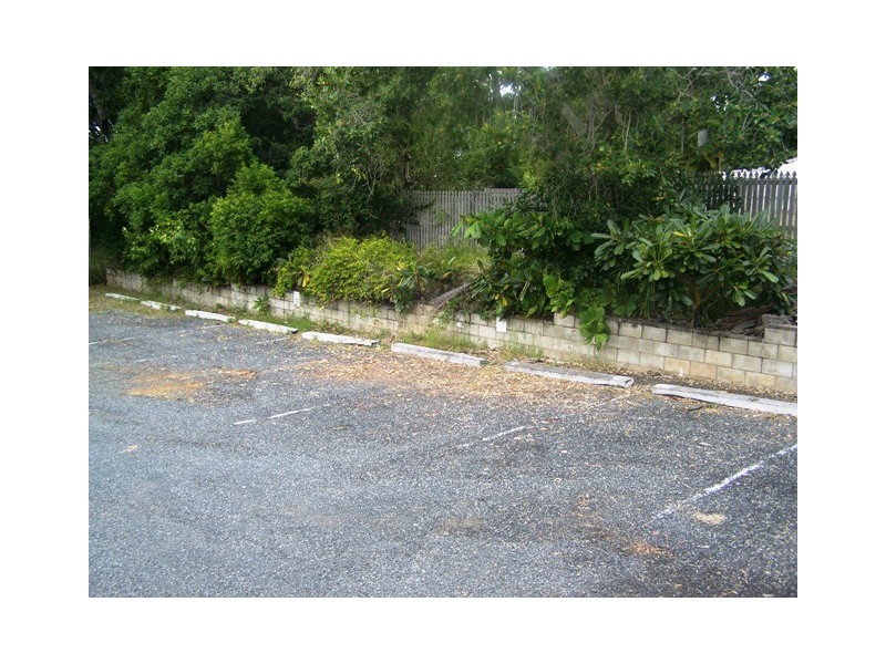 24 Hill st, Emu Park QLD 4710