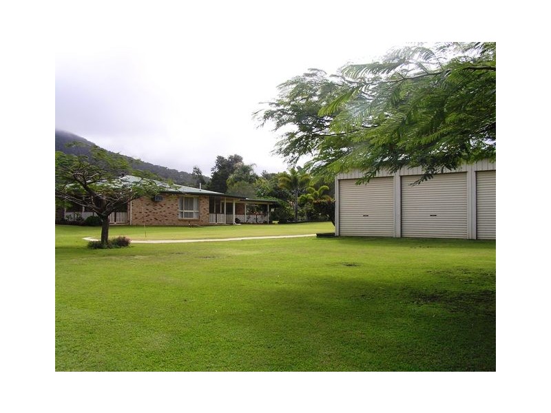 12 Vaughans Rd, Yeppoon QLD 4703
