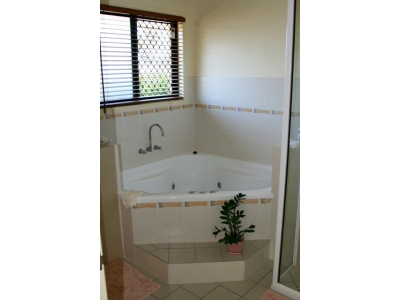 29 Lakeside Drive, Yeppoon QLD 4703