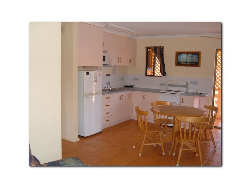 7 Todd Ave, Yeppoon QLD 4703