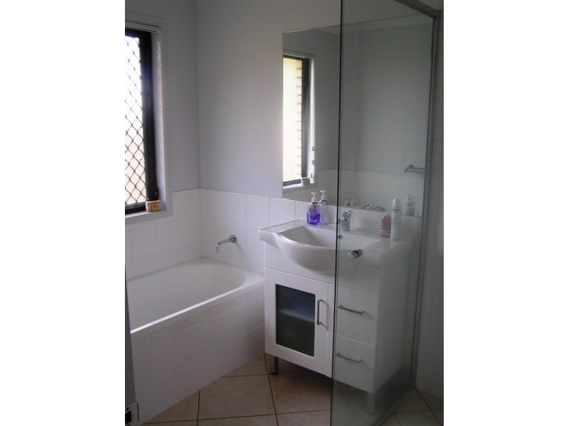 18 Lakeview Circuit, Yeppoon QLD 4703